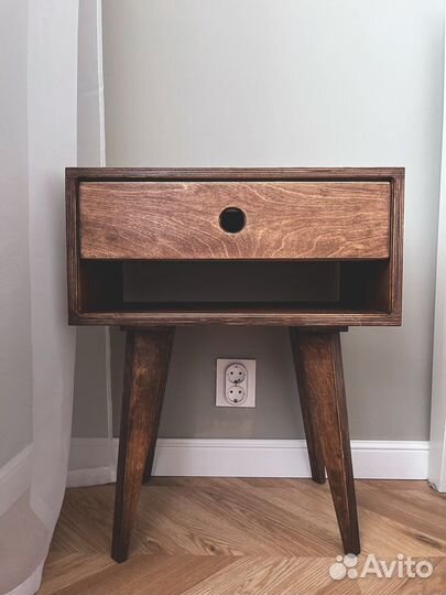 Тумба прикроватная