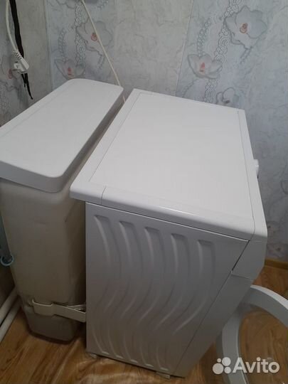 Стиральная машина автомат с баком