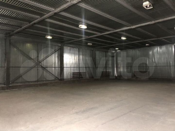 Склад, 423 м²