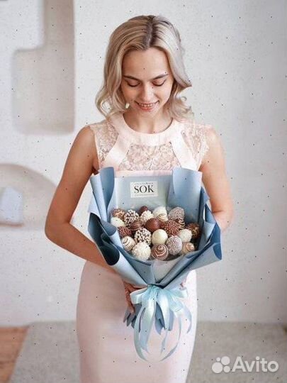 Букет из клубники в шоколаде на праздник