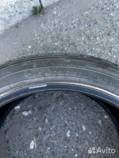 Dunlop SP Touring A1 A/S 245/40 R19 98W