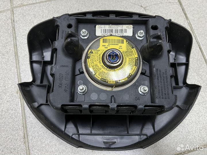 Подушка безопасности руля Nissan Almera G15