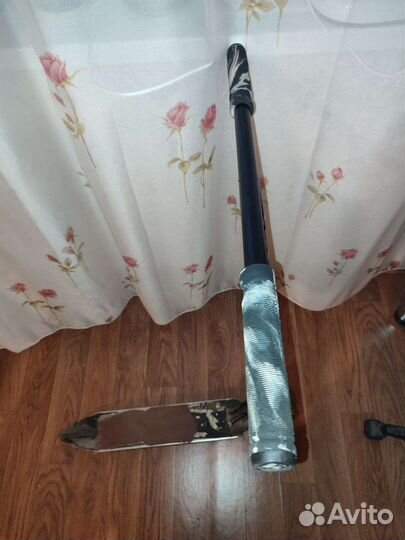 Трюковой самокат