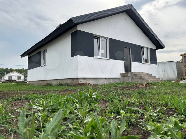 Коттедж 90 м² на участке 6 сот.