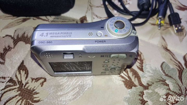 Цифровая фотокамера