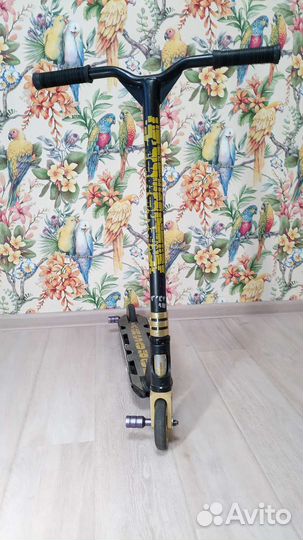 Трюковой самокат