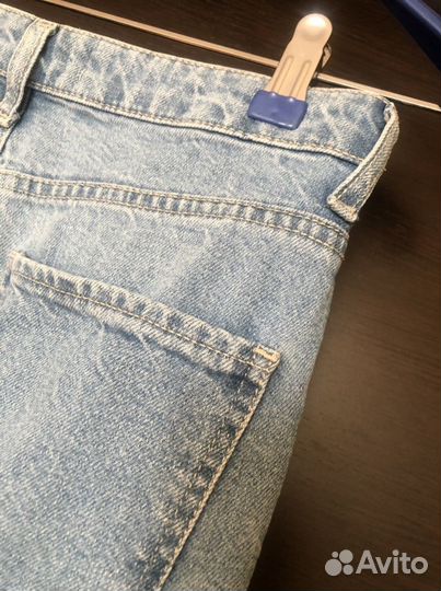 Джинсы Bershka