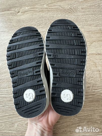 Ботинки новые демисезонные детские 23