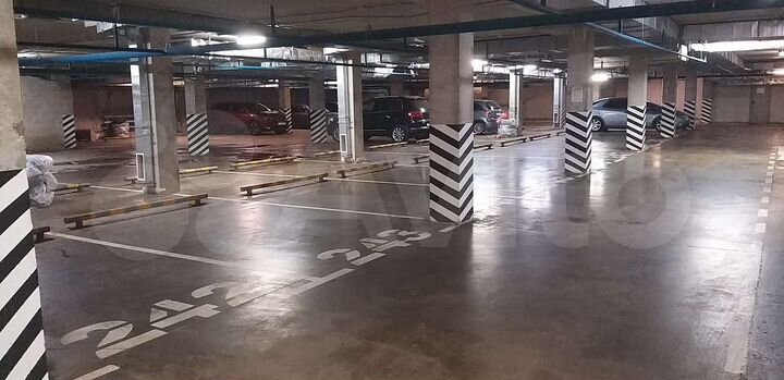 Машиноместо, 16 м²