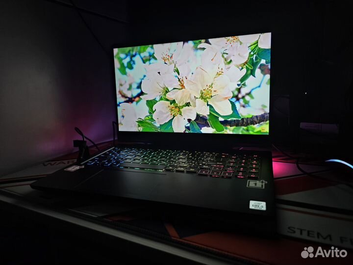 Игровой ноутбук Honor Hunter V700 i5 1660ti