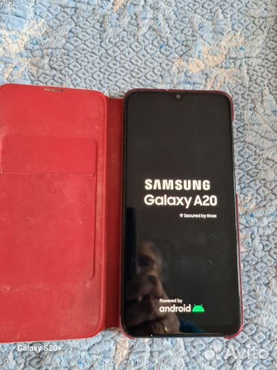 Samsung Galaxy A20, 3/32 ГБ