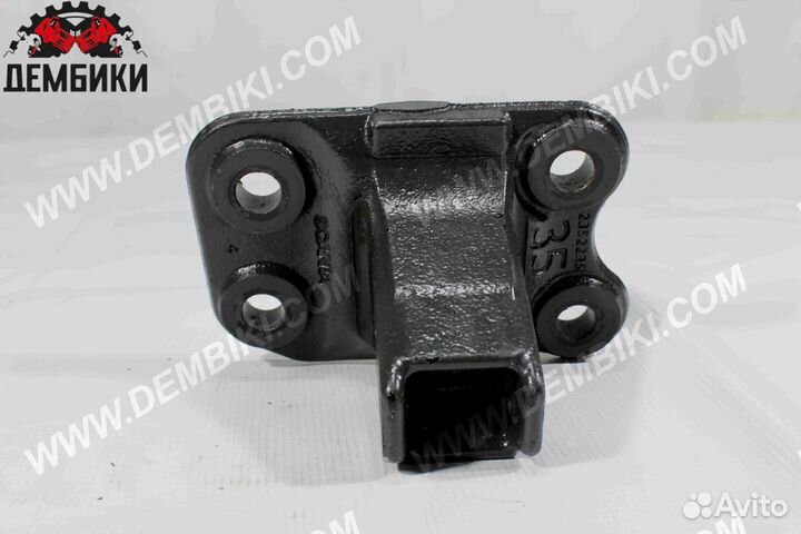 Кронштейн угловой части бампера левый 2352235 scan