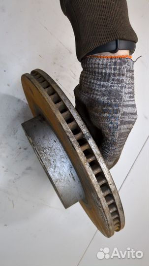 Диск тормозной передний Toyota Land Cruiser Prado (120)