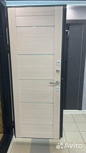 Двери входные с терморазрывом