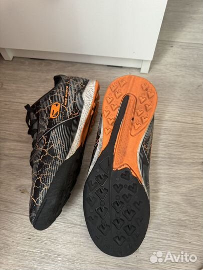 Футбольные бутсы 37 размер