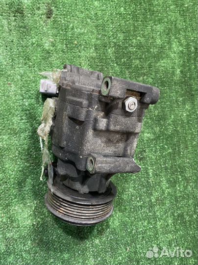 Компрессор кондиционера 2zz-ge Toyota Corolla