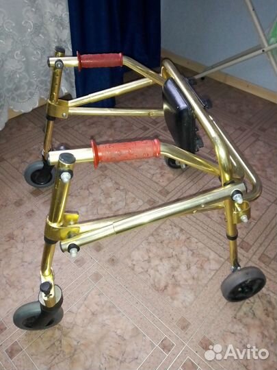 Ходунки -коляска для ребенка инвалида с дцп