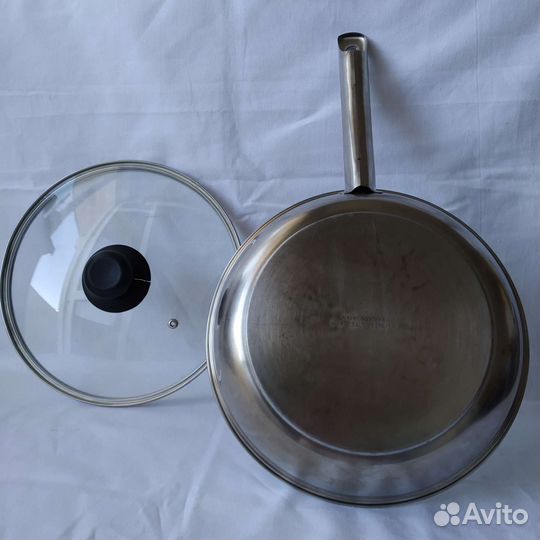 Кастрюли и сковорода из нержавейки