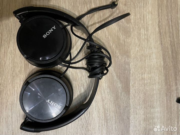 С качественным звучанием MDR-ZX310 черный