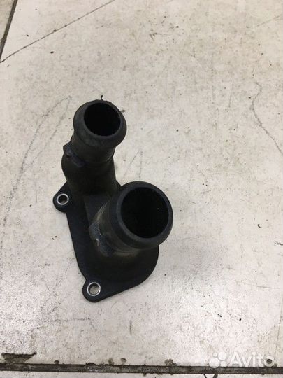 Крышка термостата Ford Focus