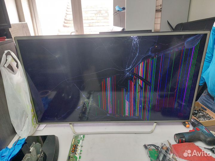 Телевизор Dexp F40B7000E (Разбор)(По запчастям)