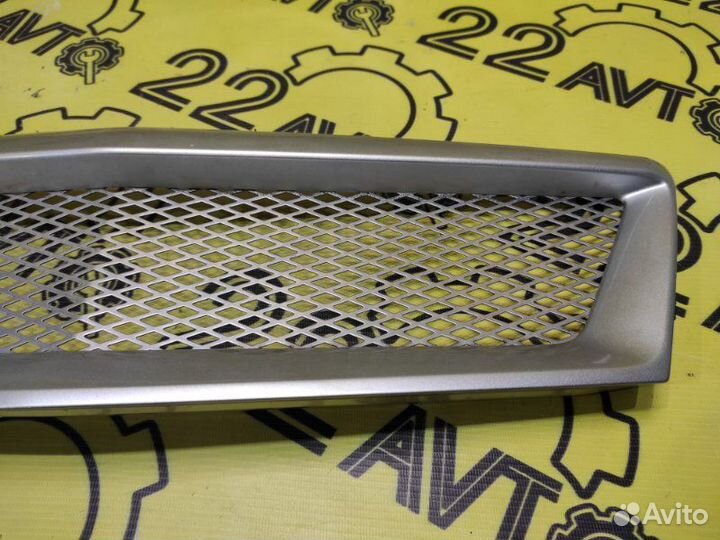 Решетка радиатора Toyota Opa ZCT10 1ZZ-FE 2000.06