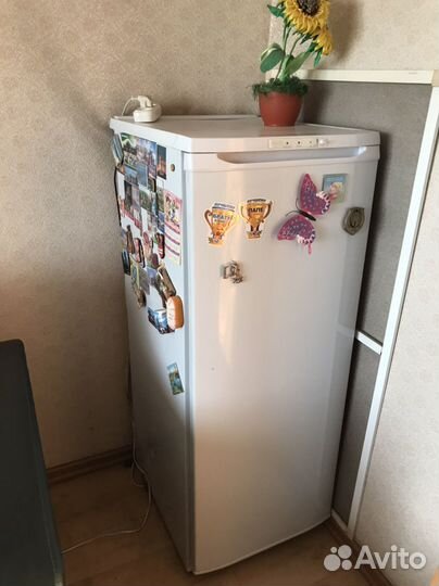 Морозильная камера бирюса 114