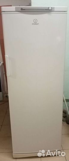 Холодильник морозильная камера