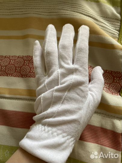 Перчатки белые