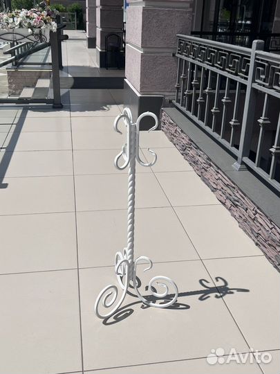 Стойка для цветов свадебная