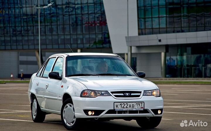 Моторчики стеклоподъемника задние от Daewoo Nexia