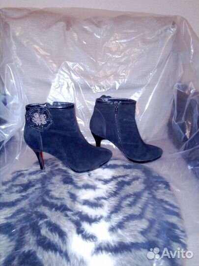 Продам сапоги и ботинки демисезонные