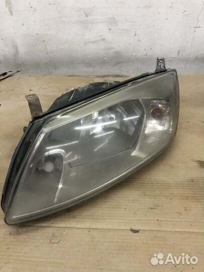 Фара левая Гранта