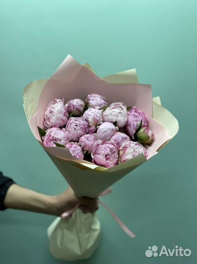 Пионы букет