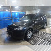 Chevrolet Captiva 2.4 MT, 2014, 275 000 км, с пробегом, цена 1 350 000 руб.