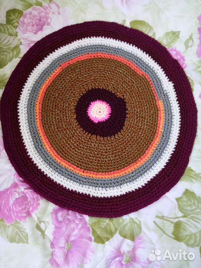Коврик вязаный диаметр45 см