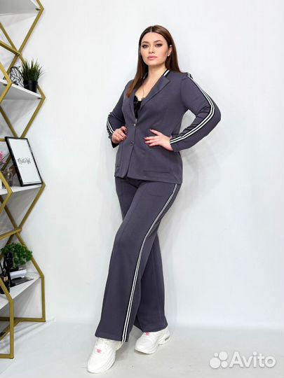 Спортивный костюм женский размер 48-54