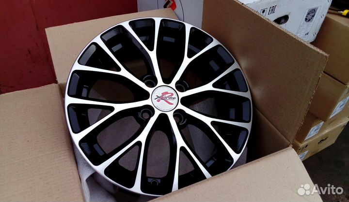 Новые диски CaRweL R15 Хендай Солярис