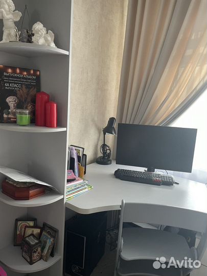 Компьютерный стол