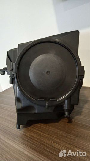 Корпус воздушного фильтра Volvo/Ford 1915027