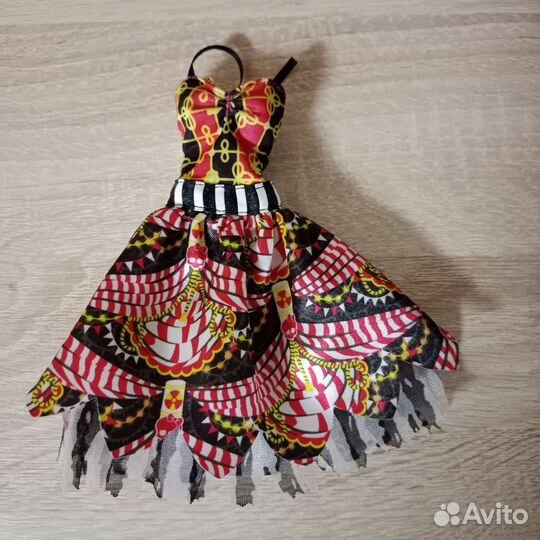 Платье Гулиопы Джелингтон монстер хай