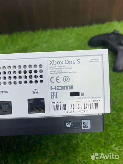 Xbox One S 1Tb (Магазин)