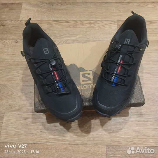 Кроссовки новые Salomon Gore-tex Термо Lux 41(26)