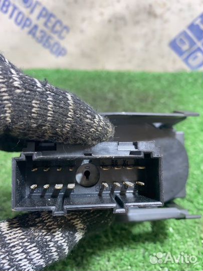 Блок управления светом Ford Fusion хэтчбек 1.4