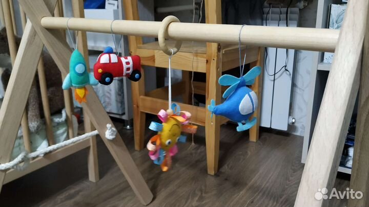 Мобиль Монтессори