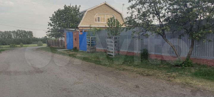 Дом 200 м² на участке 7 сот.