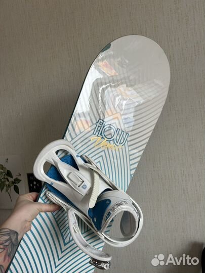 Сноуборд flow venus 143см