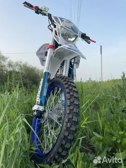 Питбайк Rockot Hi-Tech 125 Comandante