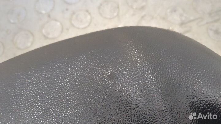 Подголовник Volkswagen Amarok, 2011