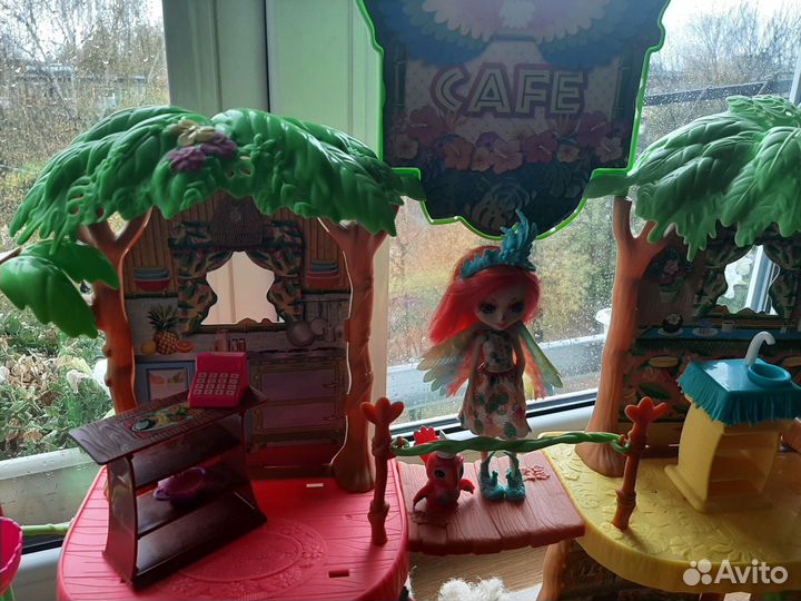 Домик кафе на дереве Enchantimals